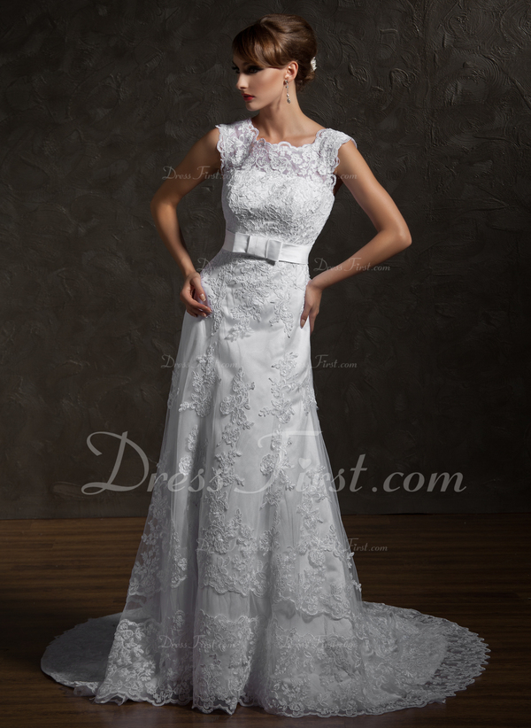 ALine/Princess Square Neckline Chapel Train Tulle Wedding Dress With